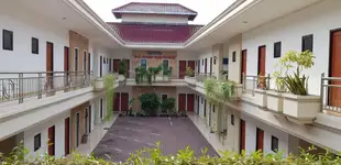 蘇拉威西吉塔亞旅館Hotel Sulawesi Kertajaya