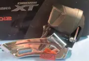 Shimano Deore XT Di2 M8070 NEW / NOS MTB Front Derailleur-2x11-Spd-Mint - NIB+