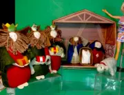 Vintage Nativity Scene Manger handmade unique very cute