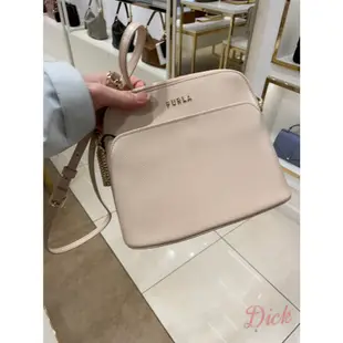 【歐洲outlet正品】FURLA  側背包 素面 LOGO 拉鍊式  1/16