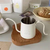 在飛比找松果購物優惠-可愛小兔子咖啡手衝壺不鏽鋼米色咖啡壺美式細口壺北歐風格 (8
