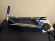 NEW honey joy scooter