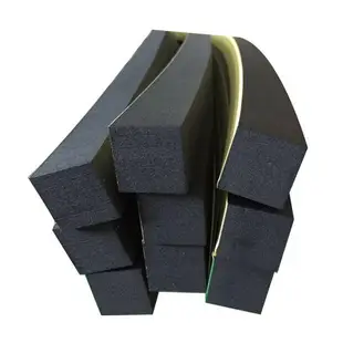 EVA黑色密封條門縫門底自粘型單麵海綿膠條0.6-2.5公分填縫泡棉條