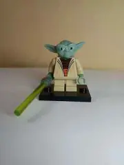 Custom Yoda Cartoon Movie Minifigure (Generic)