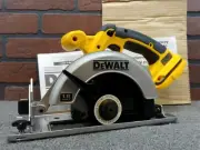 Dewalt DC390 18V 6-1/2" Circular Saw w/ Blade-***NEW***