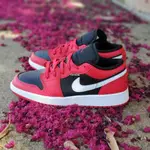 AIR JORDAN 1 LOW 野莓派對 黑紅白勾 經典 女款滑板鞋