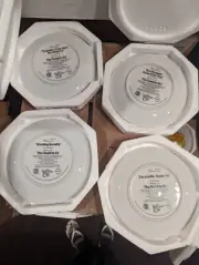 The Wizard of Oz Collectable Plates Set of 4 "The Road to Oz"
