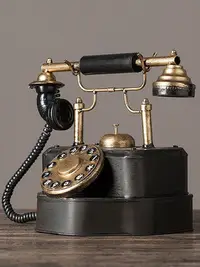 在飛比找Yahoo!奇摩拍賣優惠-歐式復古懷舊老式鐵藝聽筒加油機電話機模型攝影道具裝飾創意擺件