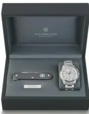 NEW Victorinox 241554.1 Chronograph Silver-Tone Watch Set With Swiss Army Knife