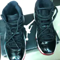 在飛比找蝦皮購物優惠-售air jordan 11代us8.5