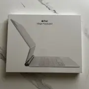 Apple Magic Keyboard For iPad Pro & iPad Air MJQJ3LL/A