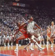 Georgetown Patrick Ewing In Action Basketball 1983 Old Photo