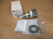 Allen Bradley 800T-J7303A Keyed Selector Switch 800TJ7303A