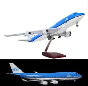 1:150 KLM Royal Dutch Airline B747 Plane Model / LED Light Wheel Aircraft Model