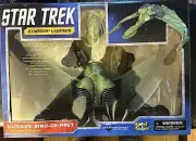 Diamond Select Star Trek Starship Legends Klingon Bird Of Prey (Damaged Box)