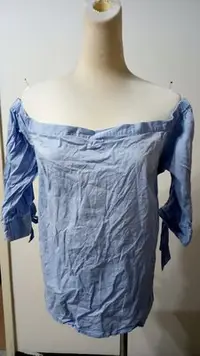 在飛比找Yahoo!奇摩拍賣優惠-DANNII歐美品牌-造型平口蝴蝶綁帶牛仔水藍短版洋裝上衣1