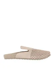 [GARCIA] GARCIA Mules & Clogs - Item 17957290