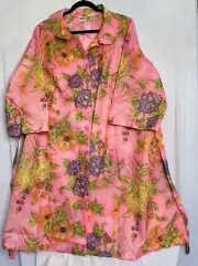Hair Salon Smock for Clients- WardsVintage Bright Pink, Kimono Style ***