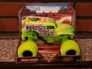 NEW Monster Jam GRAVE DIGGER Neon Green Series 21 Monster Truck 1:24 Scale