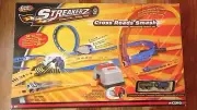 Corgi Wheelz TY93115 Streakerz "CROSSROADS SMASH" Motorised Track Set NEW