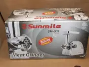 Sunmile SM-G31 ETL Electric Meat Grinder Mincer 800W NIB Missing Small Parts
