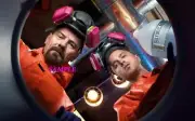BREAKING BAD GLOSSY MAGNET REFRIGERATOR AARON PAUL BRYAN CRANSTON WALT JESSE