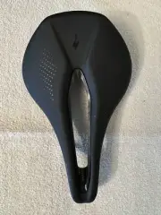 Specialized Body Geometry Power Pro saddle 143mm hollow titanium rails-