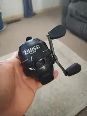 Zebco ROAM Spincast Fishing Reel - Size 30, PRE-SPOOLED 10lb Line