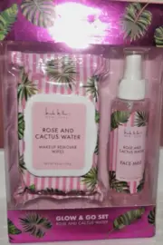 Nicole Miller New York Glow and Go gift set
