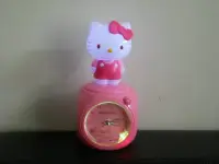 在飛比找Yahoo!奇摩拍賣優惠-Hello Kitty 凱蒂貓 正版 夜燈公仔 音樂 鬧鐘 