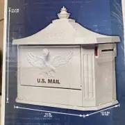 Hamilton Locking Large Capacity Cast Aluminum White Post Mount Mailbox