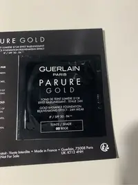 在飛比找Yahoo!奇摩拍賣優惠-GUERLAIN 嬌蘭 24K純金光粉底液  1ML