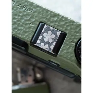 創意日系櫻花琺瑯金屬相機熱靴蓋保護蓋適用于富士佳能索尼尼康等