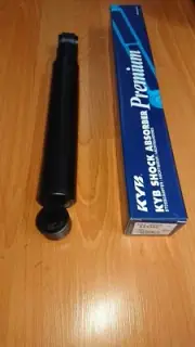 pair KYB 443295 rear shock absorbers for CAMPO BRAVA FORD TERRANO OPEL MAVERICK