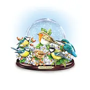 'Nature’s Treasures’ Garden Bird Musical Glitter Globe
