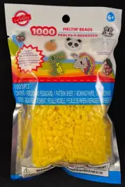 Fuse Beads - 1000 Meltin' Beads - 5mm - Yellow - Includes Interlocking Peg Board