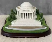 Danbury Mint The Jefferson Memorial Replica Landmark Washington DC COA Vtg 1993