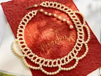 在飛比找Yahoo!奇摩拍賣優惠-avon雅芳 衣領款 珍珠米珠項鏈 編織