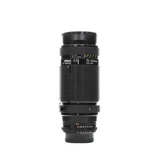 【廖琪琪昭和相機舖】NIKON AF NIKKOR 75-300mm F4.5-5.6 全幅 腳架環 自動對焦 含保固