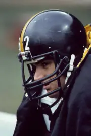 Offensive lineman Tunch Ilkin of the Pittsburgh Steelers looks o- 1983 Old Photo