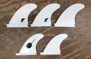 FUTURES THERMOTECH SURFBOARD 5 fins F6(3) + 4" REAR QUADS(2) W/HEX KEY..LG SIZE