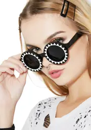 [Witch Worldwide] Black Hole Sunglasses