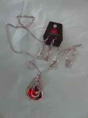 Paparazzi Silver Tone Pendent & Earrings Set