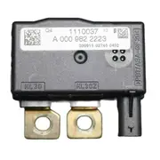 Battery Relay Control Module Fuse Box Relay Module Regulator for W205 W222 W166 W204 W447 A0009822223 0009822223 Black