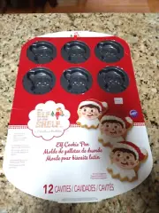 New Wilton Elf On The Shelf A Christmas Tradition Cookie Baking Pan