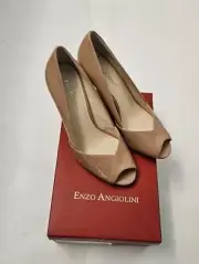 New With Box EnzoANGIOLINI Womens Nude Crossover En- Delsia Slip On Pumps 8.5 M