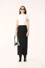 Emiko Skirt Onyx Size 6 | Elka Collective