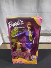 NEW Barbie as Daphne from Scooby Doo Doll & Dog REDHEAD NEW IN BOX - BOX AS IS
