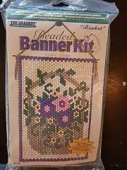 Vtg The Beadery Beaded Banner Kit Basket #5238