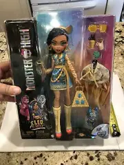 Monster High G3 Reboot Cleo De Nile w/ Pet Tut Doll Mattel New In Package 2022